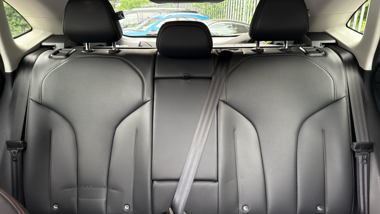 MG HS 1.5 T-GDI Trophy 5dr Petrol Hatchback